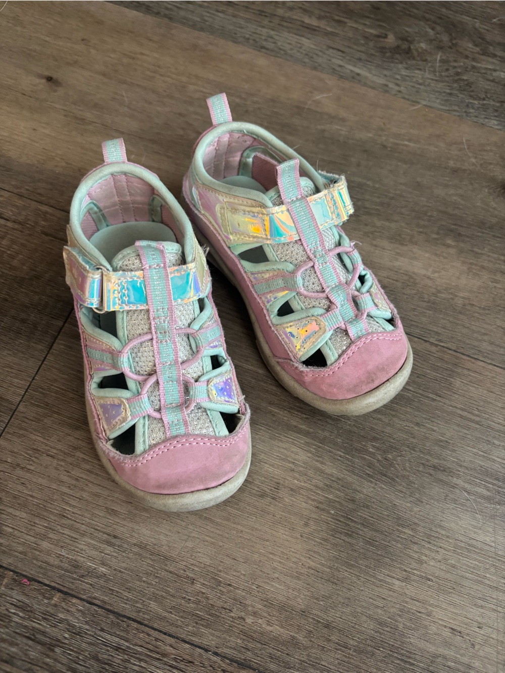 Oshkosh Girls Pink Sandals with Iridescent Straps Closed-Toe Sandals